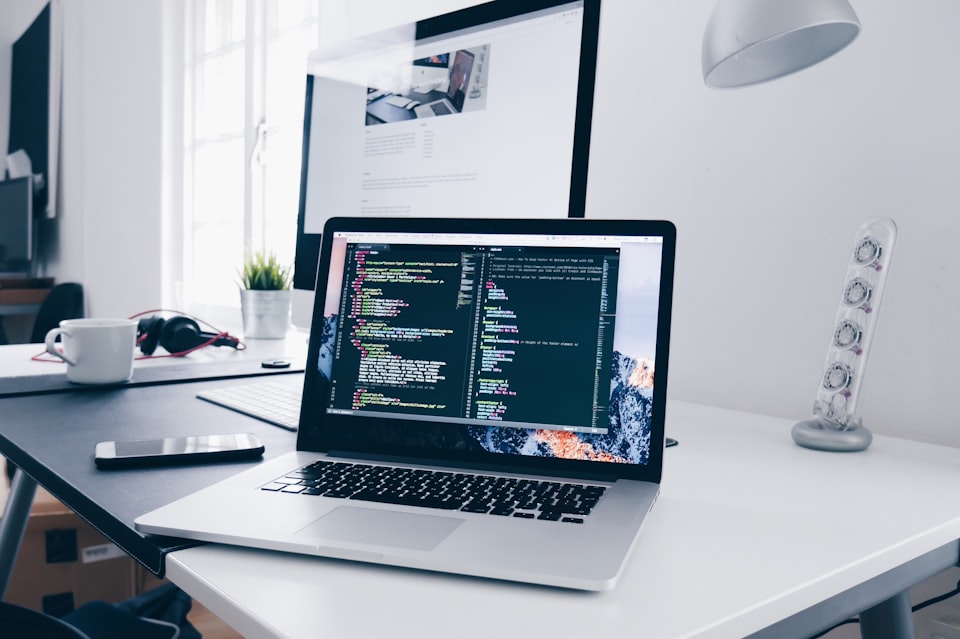 Yeni Web Sitemiz ve Dijital Vizyonumuz — kapak görseli